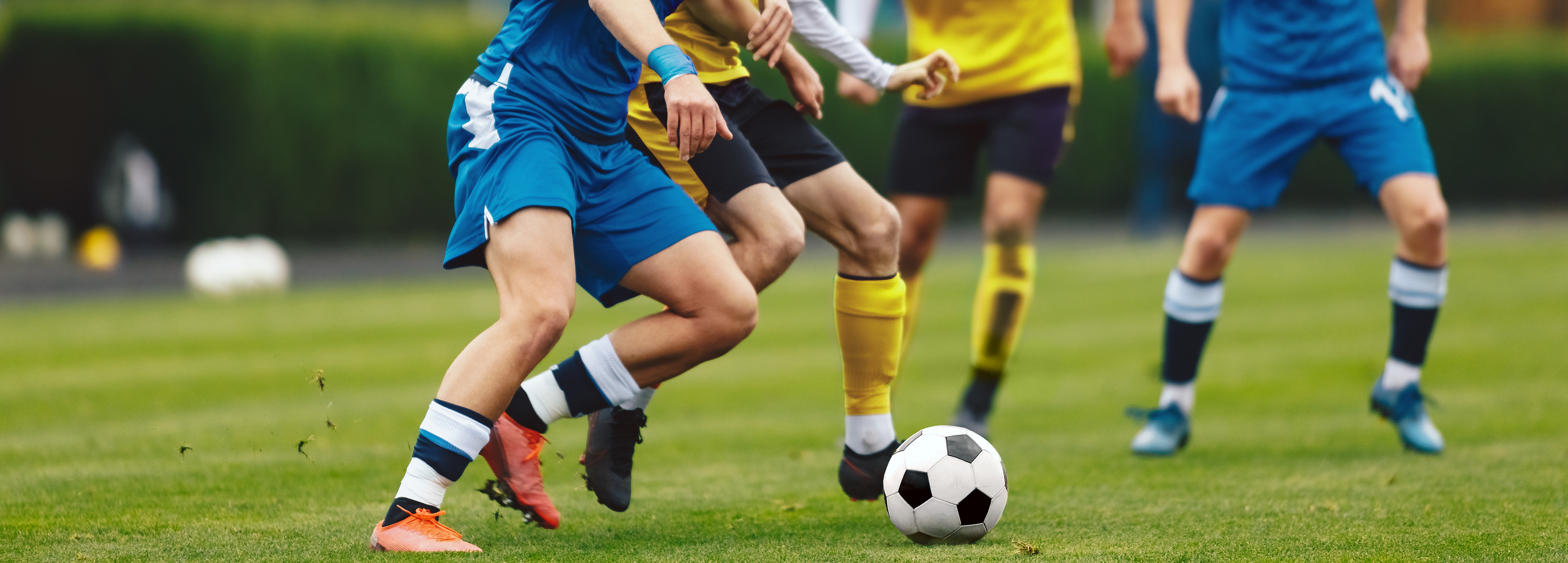 auf dem Fußballplatz